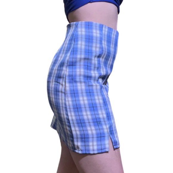 Blue plaid skirt with two slits - Picture 2 of 2